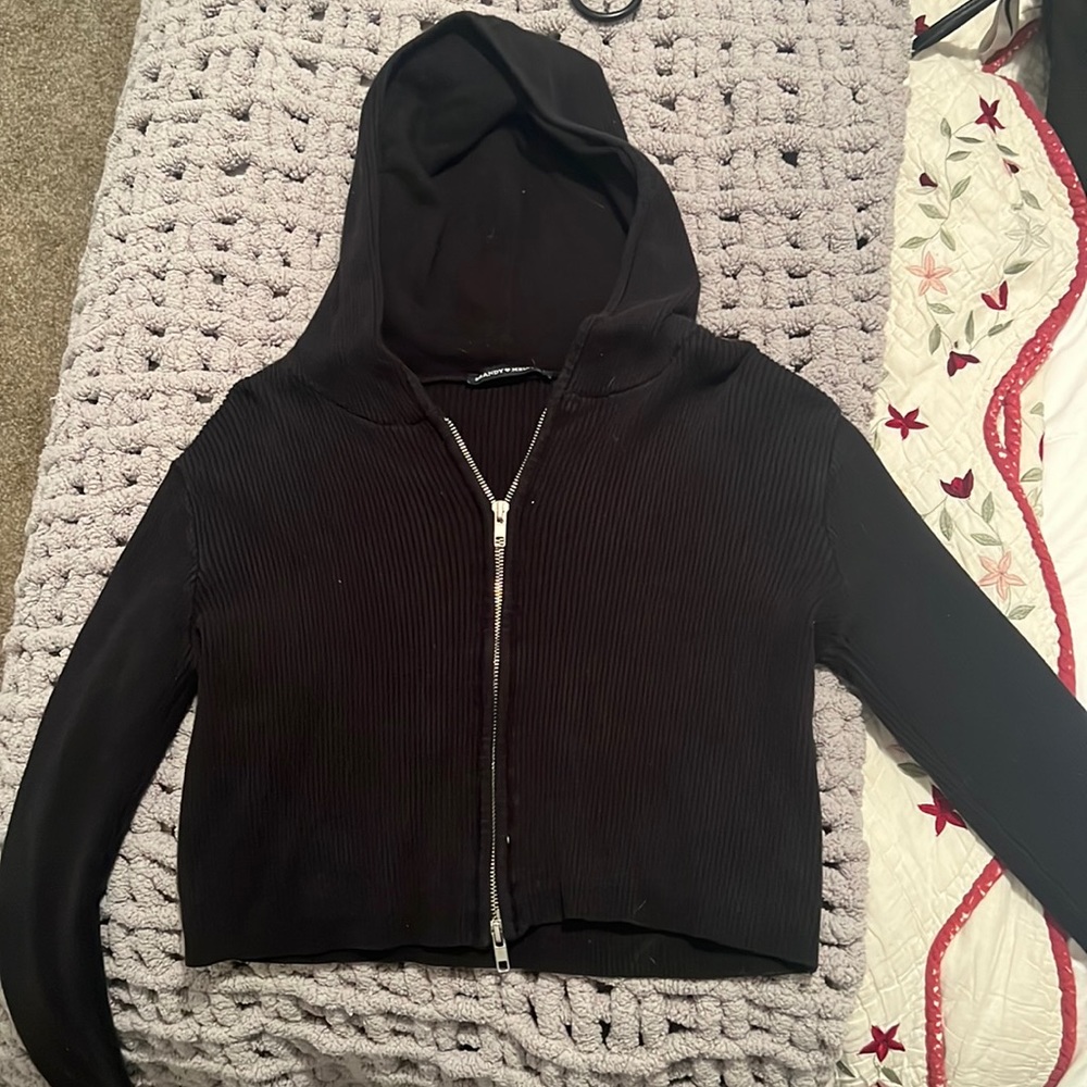 brandy melville black cropped hoodie